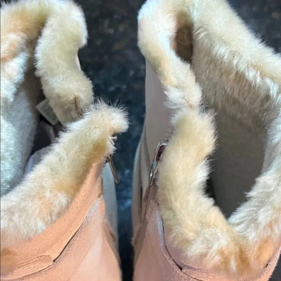 Women's Sporto Cream Ankle Boots - Picture 9 of 9